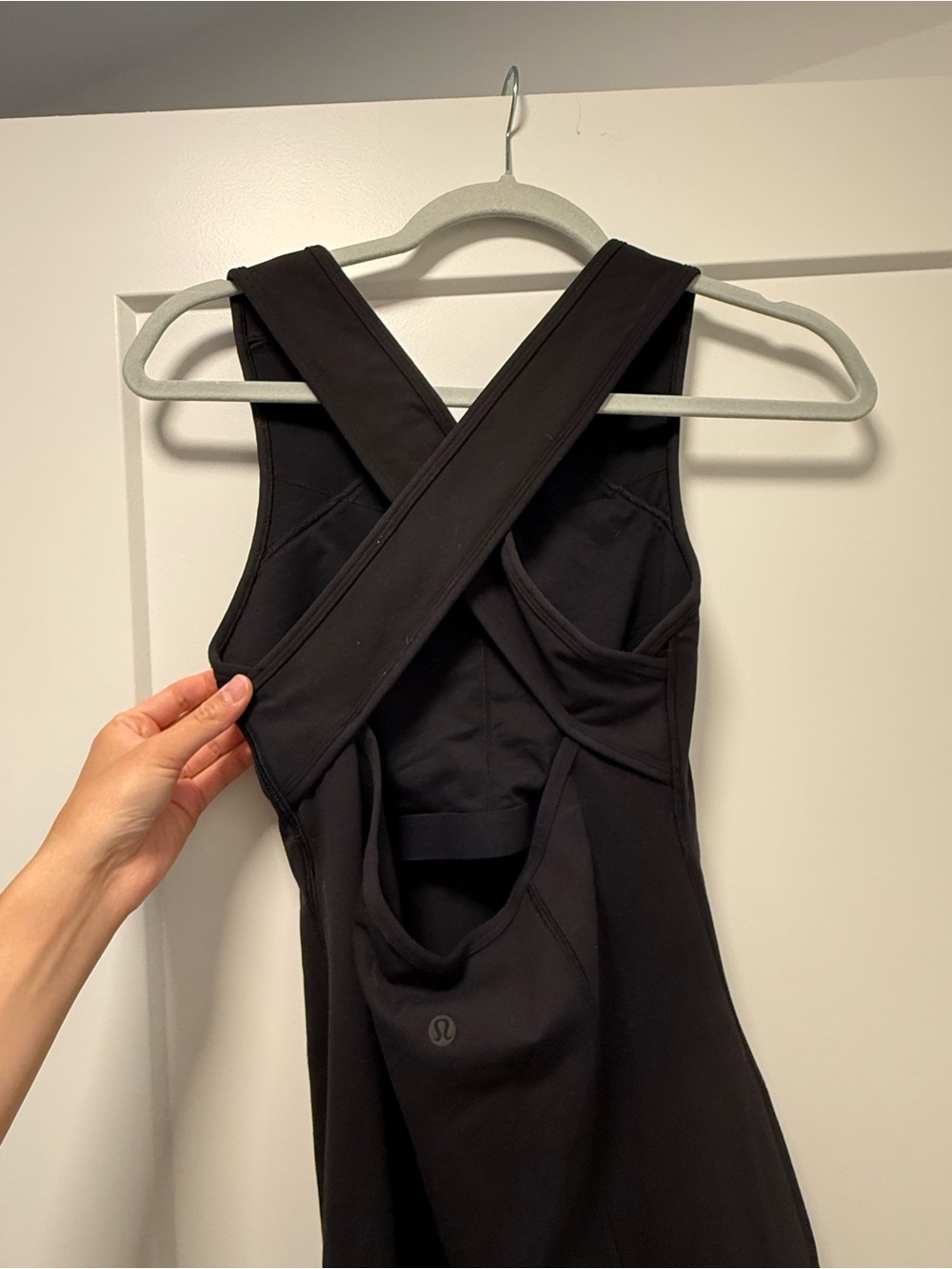 lululemon athletica Black Sleeveless Midi Dress - Picture 2 of 3